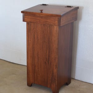 Amish Handmade Poplar Wood Trash Bin | Upright Lid