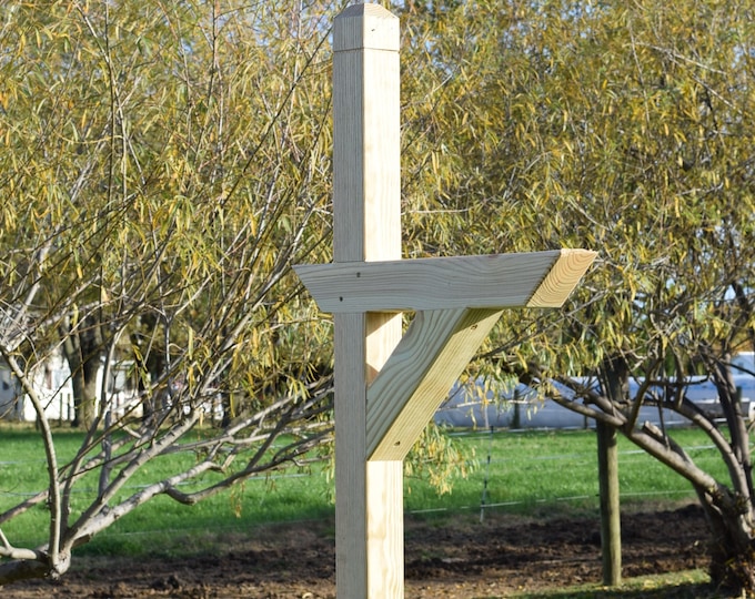 Cedar Mortise & Tenon Mailbox Post With Copper Mailbox. Matching Cedar Lantern Post With Copper