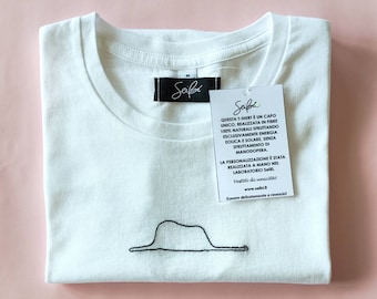 Women&#39;s T-shirt embroidery inspired by the story The Little Prince, in organic cotton