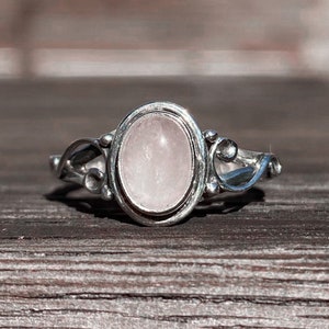 Oval Rose Quartz Ring - 925 Sterling Silver