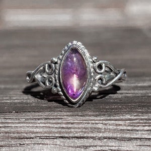 Marquise Amethyst Ring - 925 Sterling Silver