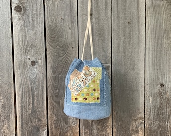 Bolsa de mezclilla reciclada con cordón: Boro Patches Komebukuro Rice Bag