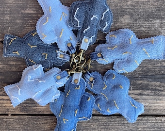 Charm para bolso de cactus de mezclilla reciclada