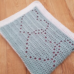 Linked Hearts Blanket Filet Crochet Pattern image 4