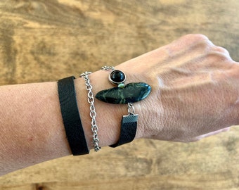 bracelet or necklace of kambaba jasper and “Fjord” leather