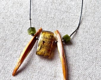 mother-of-pearl and glass long necklace, "Yellow Bug"