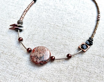 short agate pellet necklace, “Klimt orange”