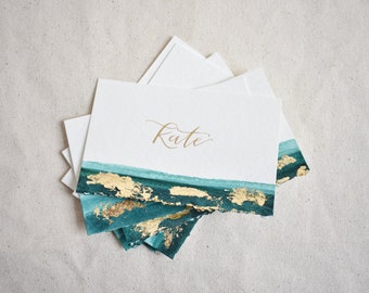 Tarjetas de lugar de acuarela - Tarjetas de acompañante de boda con letras a mano - Tarjetas de lugar de acuarela y oro - Bridal Shower - Caligrafía - Rasgado a mano