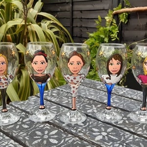 Personalised painted birthday gift glass -21st-30th-40th-50th-60th-wine-pint-champagne,presents