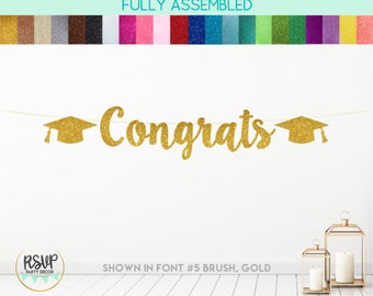 Graduation Congrats Banner, Glitter Graduation Caps Sign, Grad 2026 Party Decorations, Congratulations Graduates, 2026 Graduation Banner