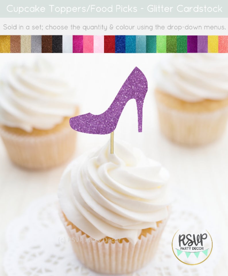 K&ouml;nnte beinhalten: Lilafarbener Cupcake-Topper in Form eines glitzernden High-Heel-Schuhs. Wird im Set verkauft, w&auml;hlen Sie die Menge und Farbe &uuml;ber die Dropdown-Men&uuml;s. RSVP Party Decor.