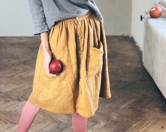 Women's linen skirt with buttons