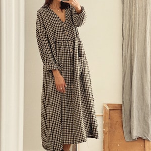 Women's linen buttons oversized dress V-neck long sleeve image 3