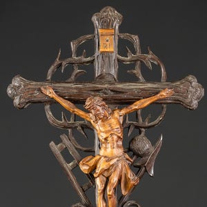 Altar Crucifix | Standing Cross Wood Carving | Jesus Christ Crucifixion | Arma Christi - The Instruments of the Passion | 20.1&quot; / 51 cm