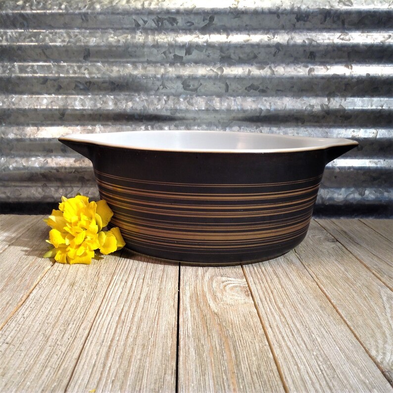 Dark Brown w Brown Lines Graffito Pottery Feel Dish Pyrex TERRA Casserole 2.5 Quart 475 Vintage Pyrex Cinderella Round Casserole Bowl