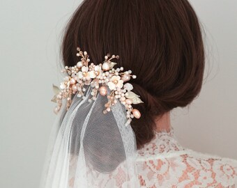 Luxury Flower Wedding Hair Comb, Elegant Pearl Bridal Headpiece, Floral Bride Hair Accessory
