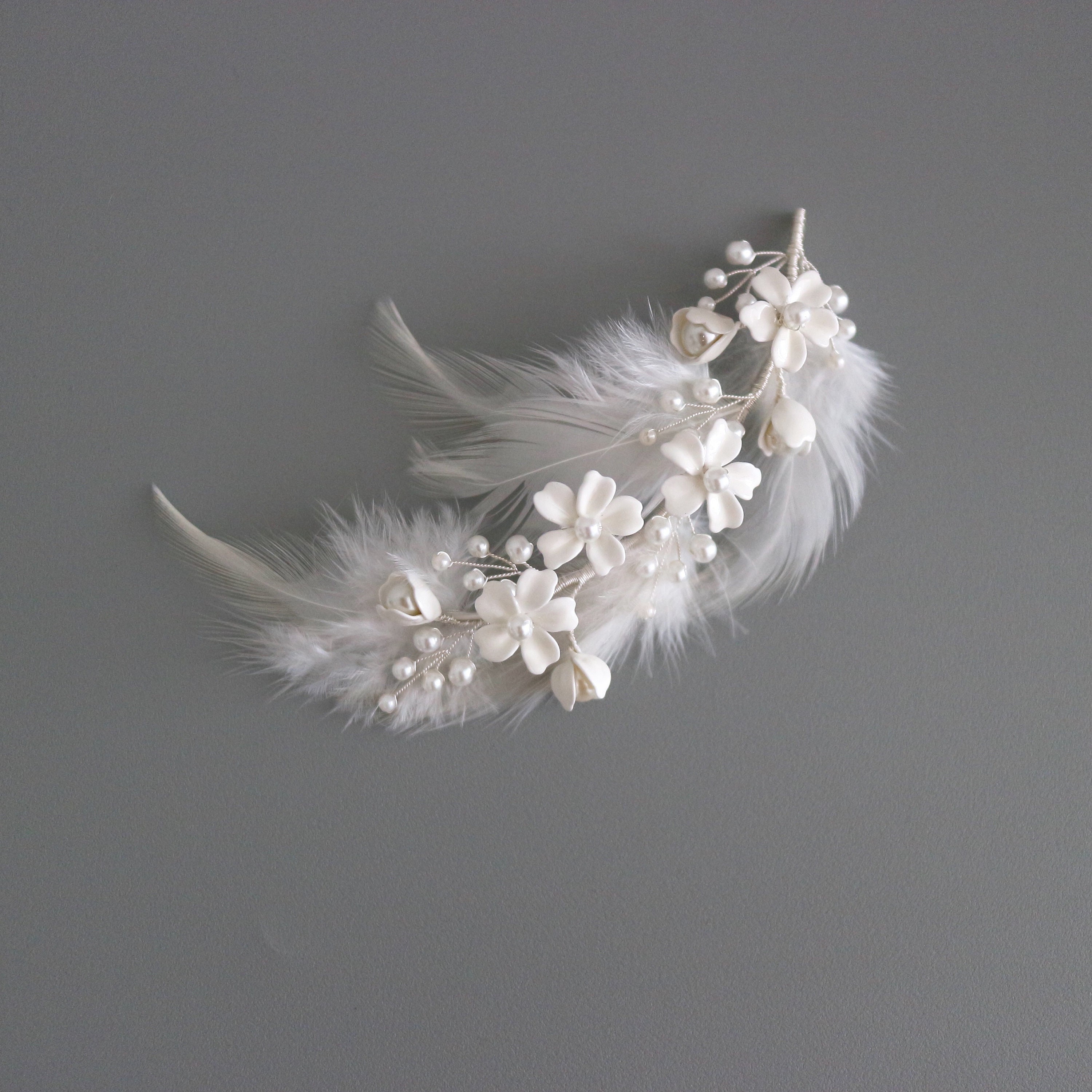 bridal headpieces with feathers