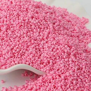 Perline di semi rosa minuscole, perline rocaille charlotte rotonde piccole in vetro da 2 mm 12/0, 1000 pezzi