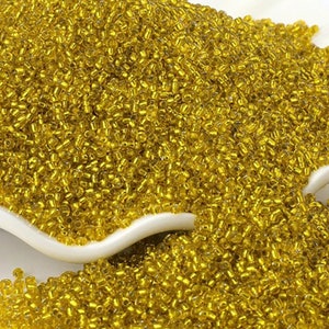 Perline di semi trasparenti con bordo giallo, piccole perle di vetro 12/0 da 2 mm, perline rotonde, trasparenti, 1000 pezzi