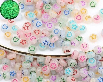 Perles acryliques lumineuses rondes plates imprimées phosphorescentes, 7 mm Perles colorées en plastique sculptées mélangées, 100 pièces