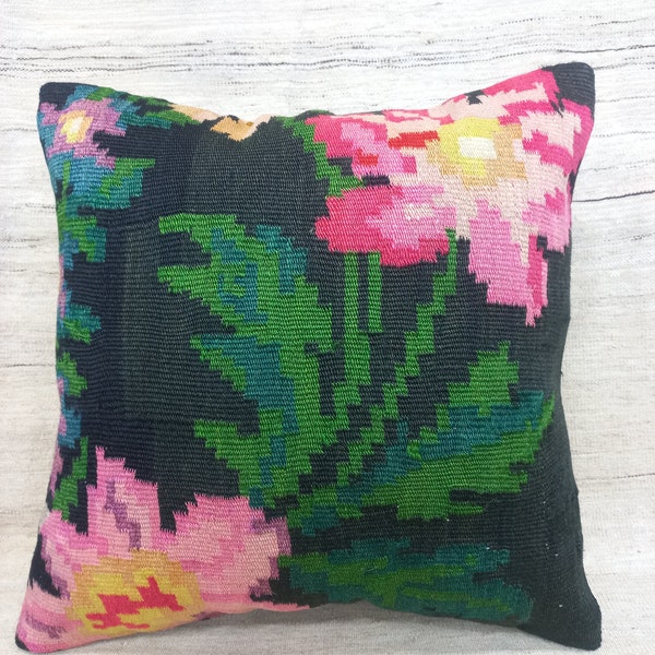 Floral Turkish Kilim Pillow،Old Pillow,Handmade Pillow,Organic Wool Pillow,Sofa Pillow,Vintage Pillow,Tribal Pillow,Decorative Pillow,,18x18