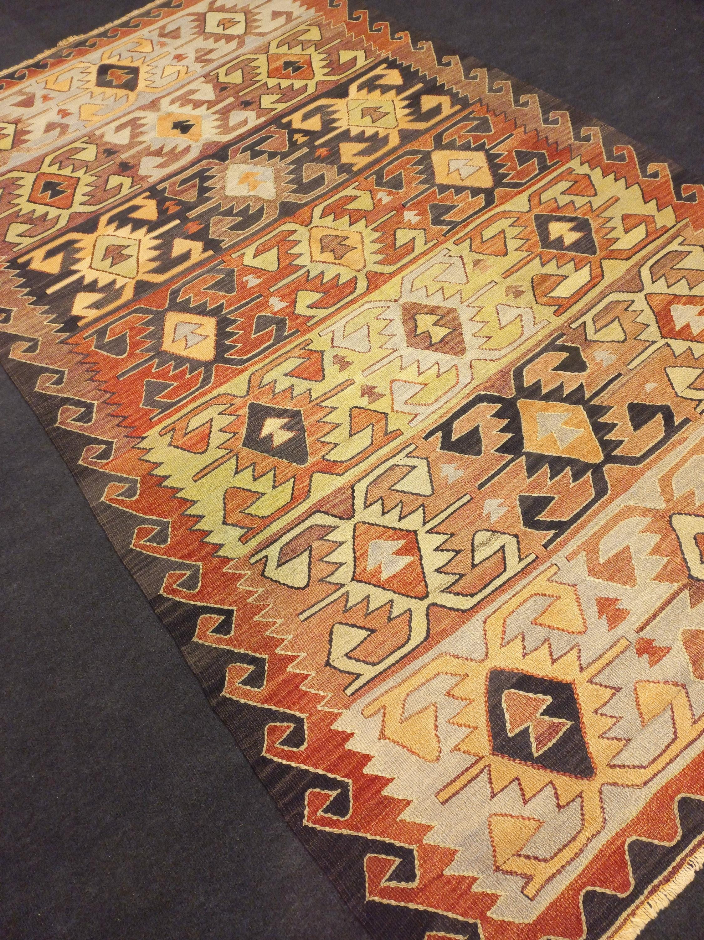 Ram Horn Kilim Rug: 5.2