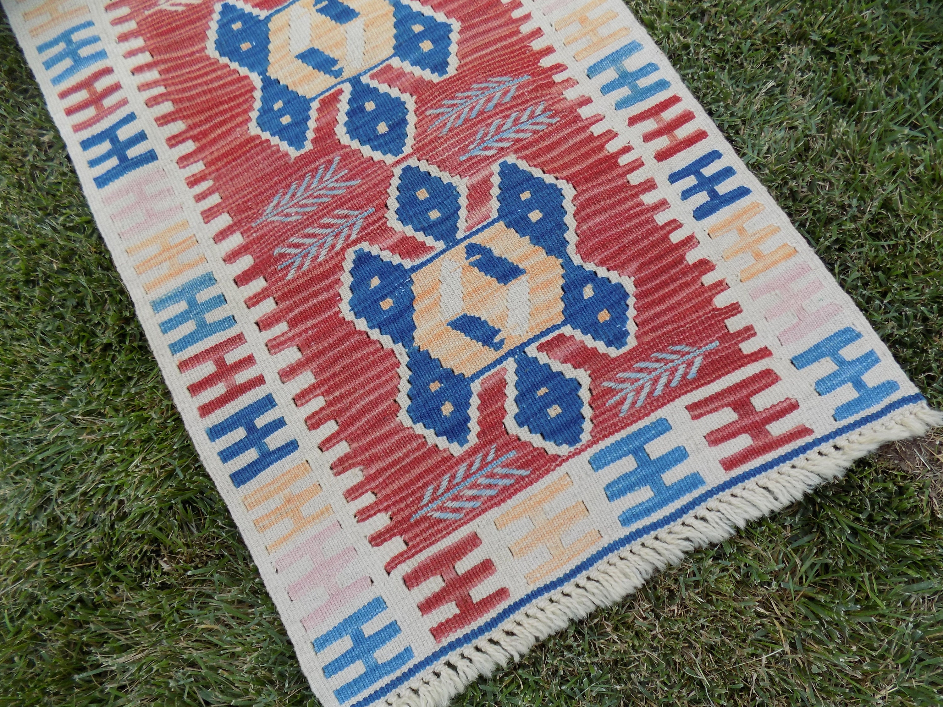 Short Kilim RunnerRunner RugGeometric Kilim Runner Etsy