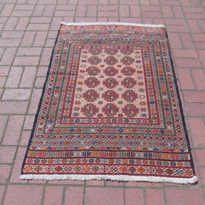 Alfombra Kilim Turca Vintage: Bordado Tribal Tejido a Mano, 8 x 10,8 cm