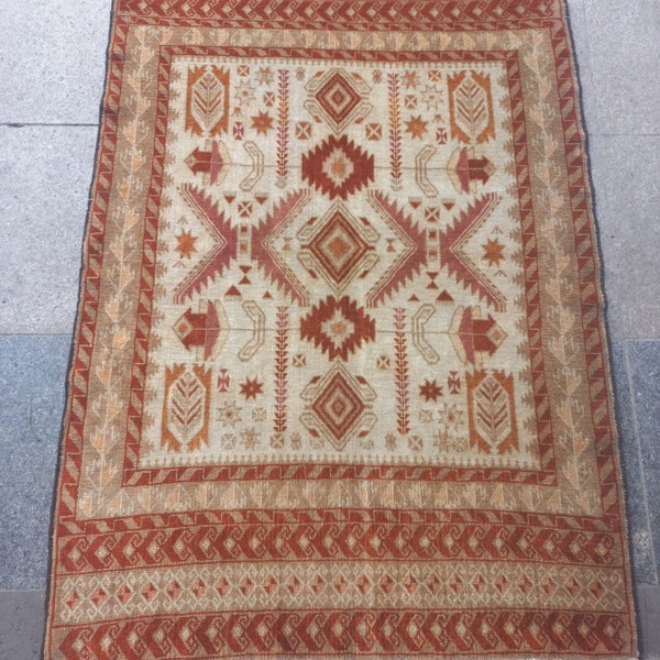 Alter kurdischer Teppich,handgefertigter Teppich,Boho Teppich,Türkischer Teppich,Vintage Teppich,Dekorativer Teppich,3"x4,3"Fuß,Pastell ."