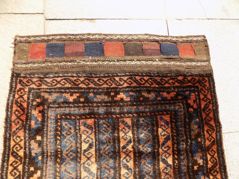 Square Rug,Small Kurdish Carpet,Ethnic Rug,2.1 Ftx2,2 Ft,67x70cm,Vintage Rug,Tribal Rug,Wool Rug,Accent Rug,Home Decor Rug,Area Rug