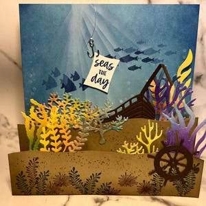 Tarjeta de cumpleaños tridimensional desplegable bajo el mar