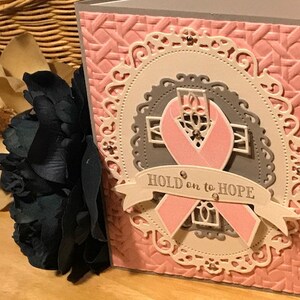 Borstkanker houdt vast aan de hoopkaart, borstkanker roze lintkaart