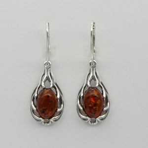 Genuine and Natural - Brown / Cognac Oval BALTIC AMBER Earrings in 925 Sterling Silver - Leverback / Lever Back closing / French Hooks