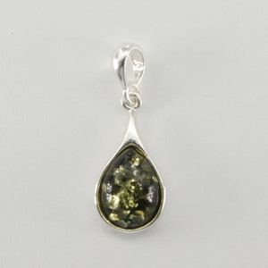 Green BALTIC AMBER Teardrop Pendant in 925 Sterling Silver - Genuine and Natural Gemstone from Poland