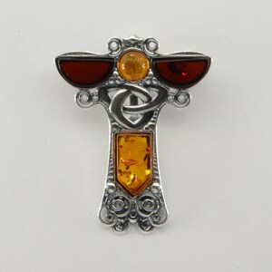 Natural and Genuine Cognac / Brown BALTIC AMBER Celtic Pendant in 925 Sterling Silver (Poland)