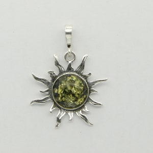 Natural and Genuine Green BALTIC AMBER Sun Pendant in 925 Sterling Silver - Poland