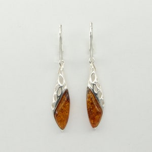 Genuine and Natural Brown / Cognac Dangle BALTIC AMBER Drop Earrings in 925 Sterling Silver - Leverback / Lever Back closing