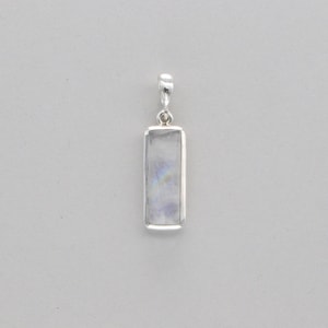 Rectangle / Square Rainbow MOONSTONE Pendant in 925 STERLING SILVER - Genuine and Natural Gemstone