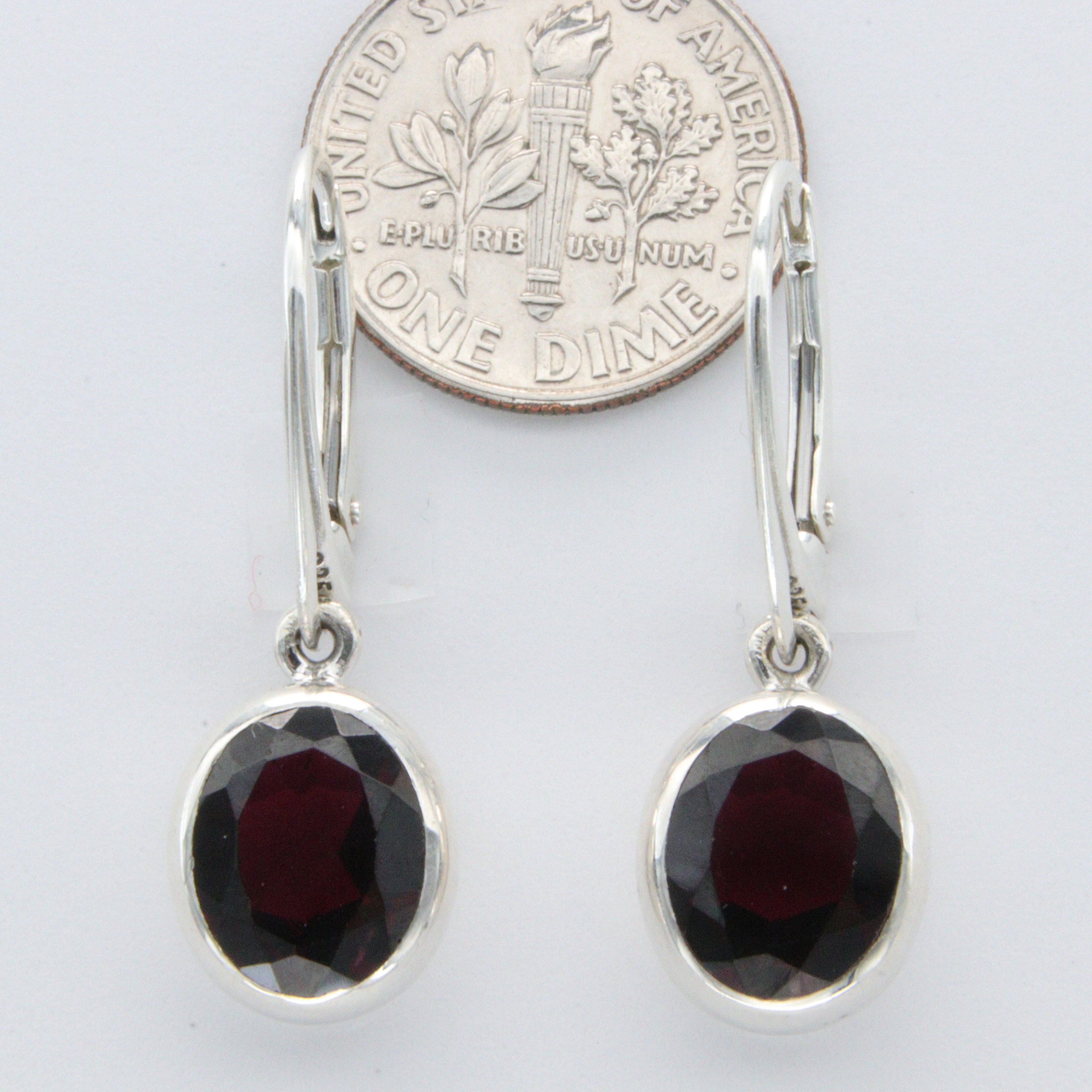 COPPIA DI ORECCHINI : Peso Gr 8 6 In Oro Bianco A Lobo Di Forma Ovale - Foto 3