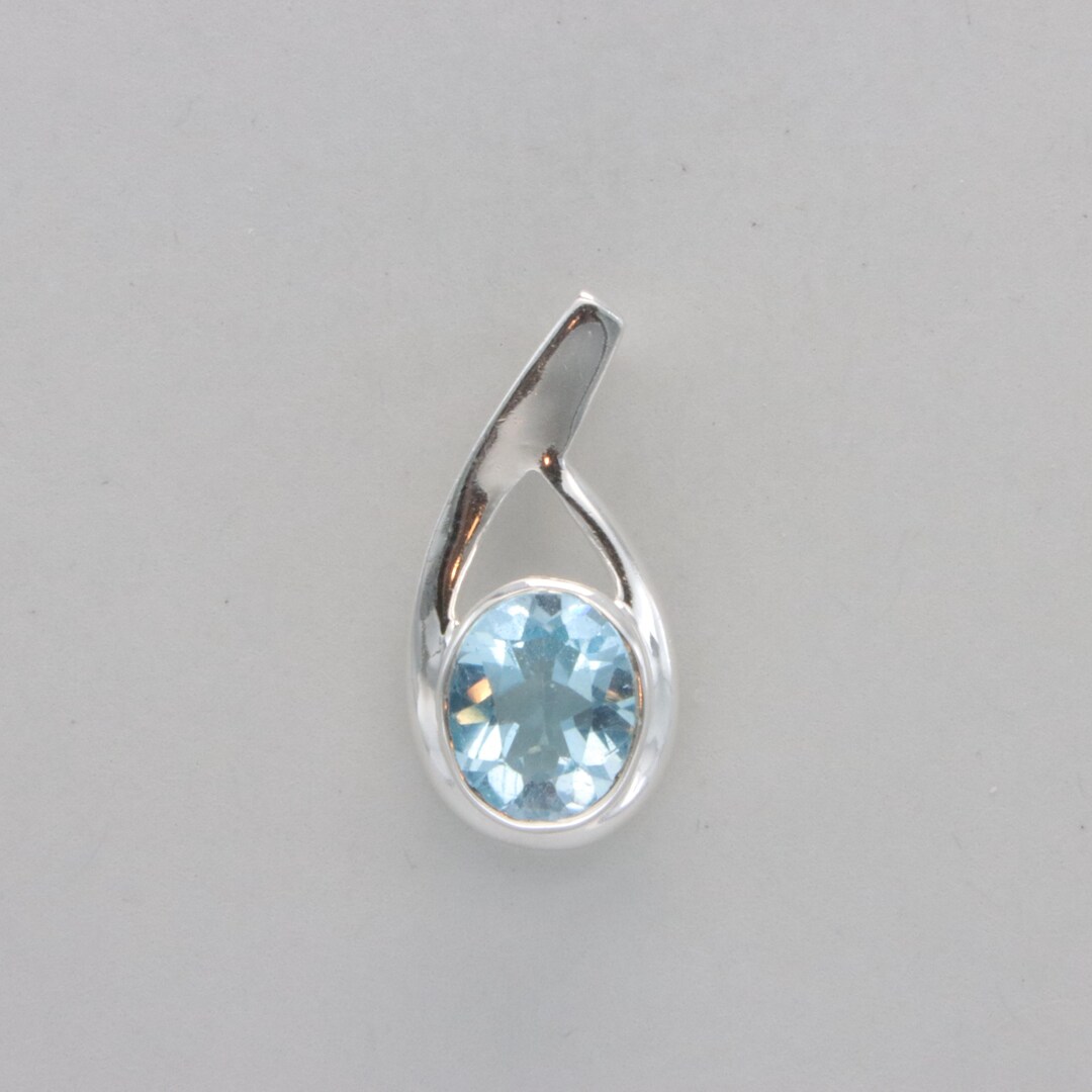 Oval BLUE TOPAZ Pendant in Solid 925 Sterling Silver - Genuine and ...