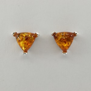 Genuine and Natural - Cognac / Brown - Triangle BALTIC AMBER - Post / Stud Earrings in 925 Sterling Silver - Poland