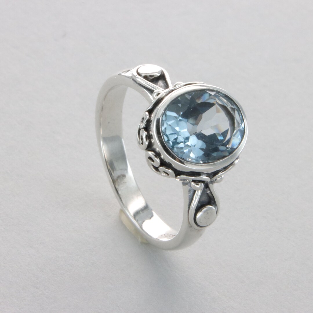 Oval BLUE TOPAZ Ring in 925 Sterling Silver - Genuine and Natural ...