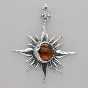 Brown / Cognac BALTIC AMBER Sun / Star and Man in the Moon Pendant in 925 Sterling Silver - Genuine Natural Gemstone Poland Fossilized Resin