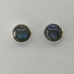 LABRADORITE Earrings - round dainty earrings - handmade jewelry the perfect gifts for mom / Stud Earrings made of 925 STERLING SILVER