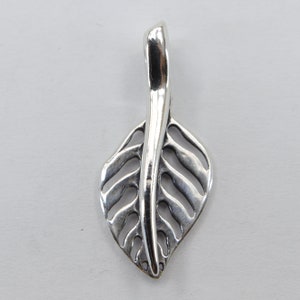 925 STERLING SILVER Leaf Bail / Clasp Glue on Jewelry Fitting / Finding #9