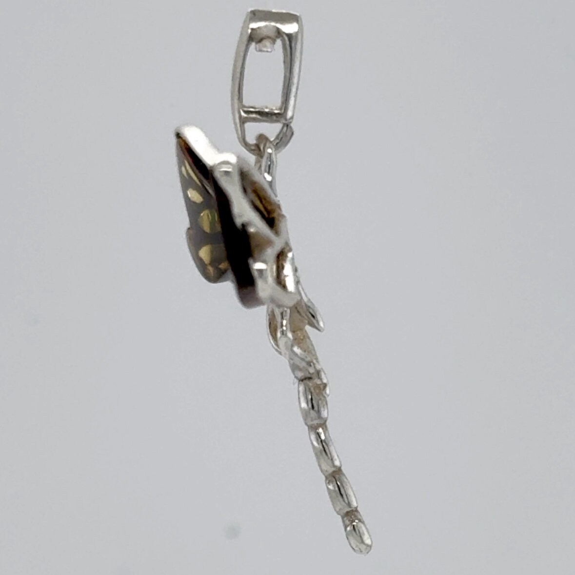 Pendentif en ambre N°1 - argent - Histoires de Fées