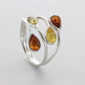 Teardrop Multi-Color BALTIC AMBER Ring - 925 Sterling Silver Genuine and Natural Gemstone / fossilized Resin Poland - ambre / ámbar