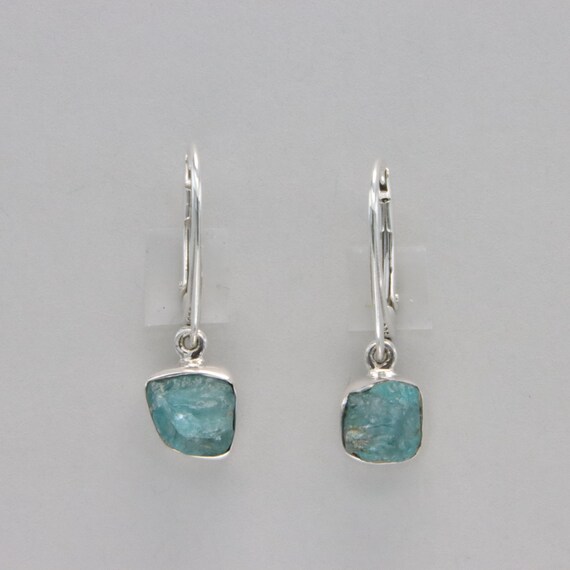 Orecchini Pendenti Apatite Blu Naturale, Perline Rotonde 6-12 Mm, Argento Placcato, Leverback, Skysk
