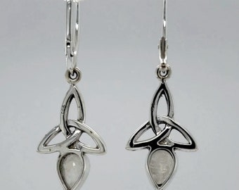 Orecchini pendenti con nodo celtico in argento sterling e pietra di luna arcobaleno - Italia