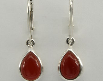 Echte en natuurlijke druppel / Peer CARNELIAN / Cornelian-oorbel van 925 STERLING SILVER Hefboomsluiting / Sluiting met hendel aan de achterkant / Franse haken die open kunnen